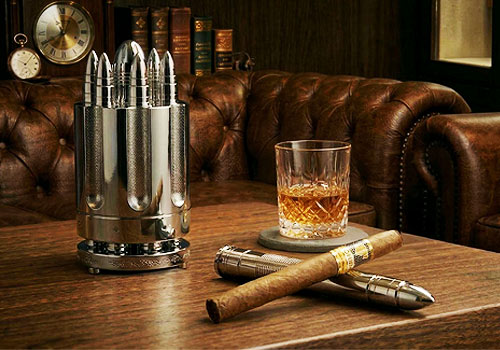 London Design Awards - MAGNUS LIFE Revolver Cigar Set
