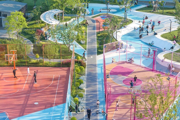 The Ribbon Park in Huaqiao town, #Kunshan, has received the Platinum award in the landscape design category at the 2024 London Design Awards.